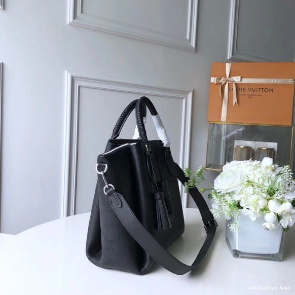 Aaa replica ru Vuitton Bag Haumea Louis 0808
